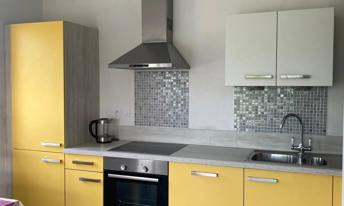 20b575104500c5544d9f18a9ef0e8521