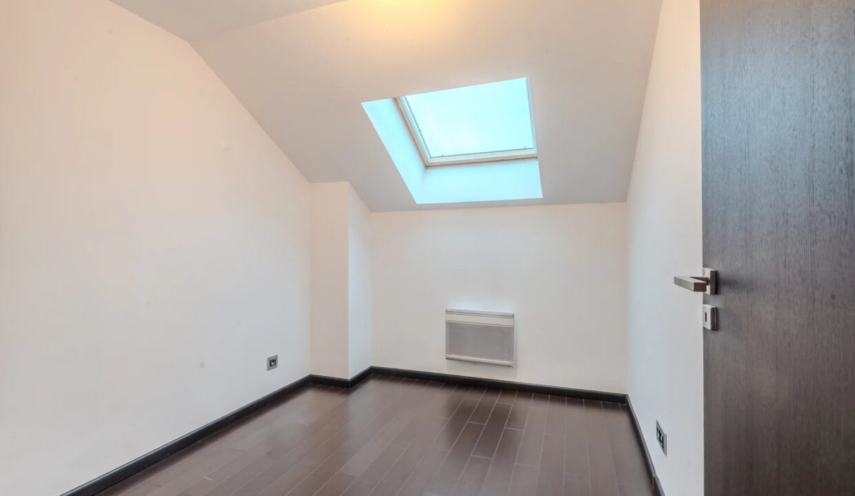 827e619e5ada0f0720ed347d2bd83783